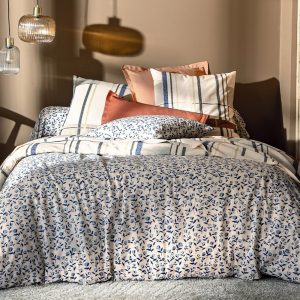 Petit déjeuner au lit - Linge de lit