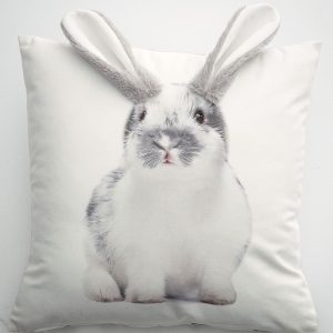 Tendre moment - Housse de coussin lapin